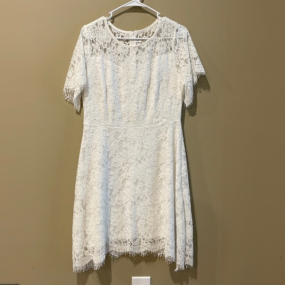 MSLG Women's Elegant Round Neck Short Sleeves Wedding Guest Floral Lace Cocktail